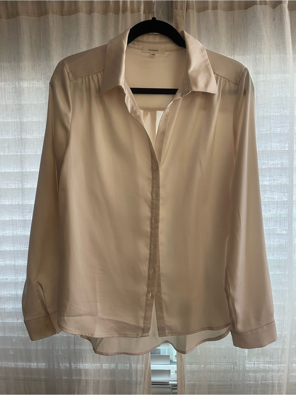 Pleione Light Cream Satin Button-Down Shirt